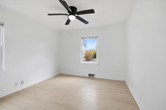 645 S 60th STREET, Milwaukee, WI 53214