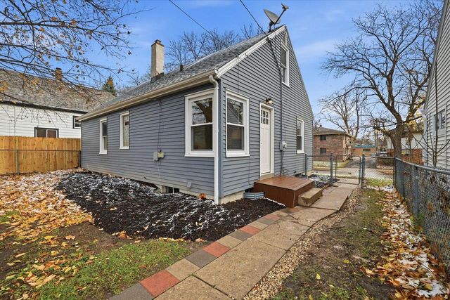 645 S 60th STREET, Milwaukee, WI 53214