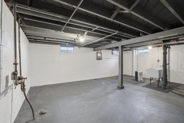 645 S 60th STREET, Milwaukee, WI 53214