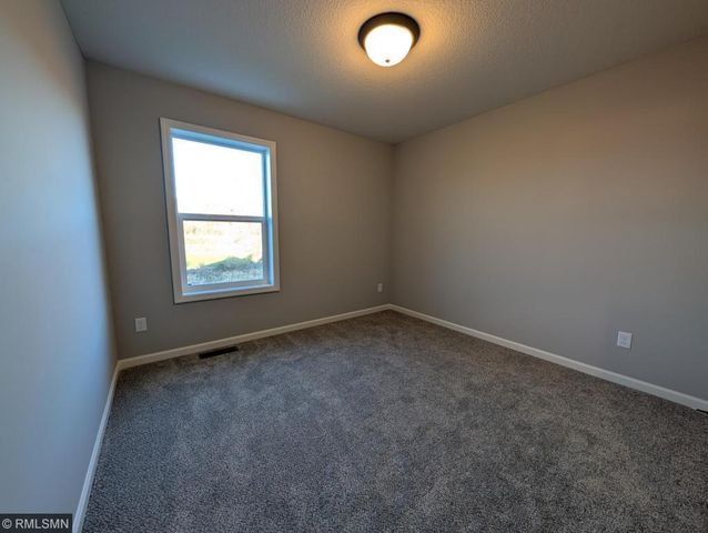 10538 Goodview Avenue S, Cottage Grove, MN 55016