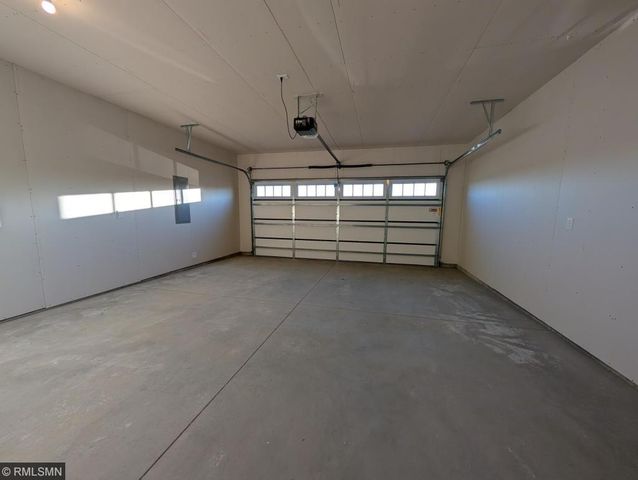 10538 Goodview Avenue S, Cottage Grove, MN 55016