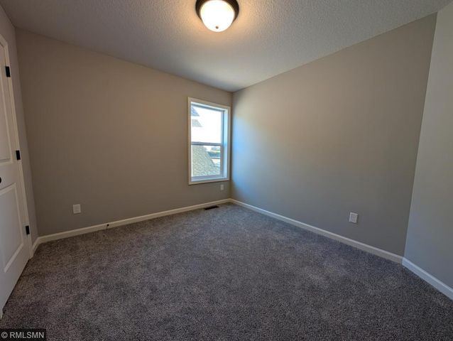 10538 Goodview Avenue S, Cottage Grove, MN 55016