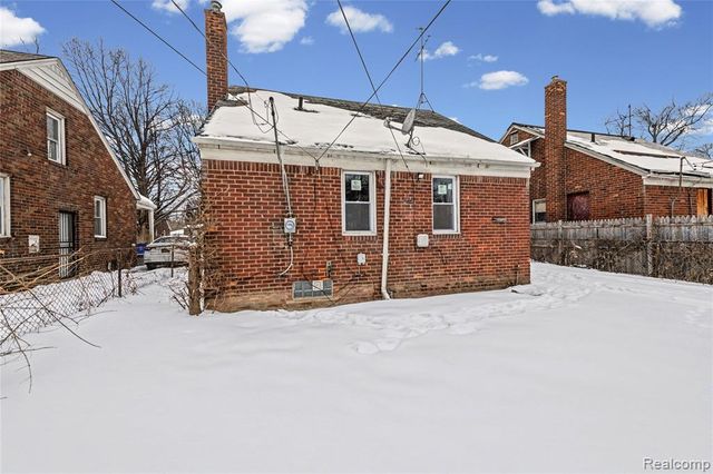 11960 Rossiter Street, Detroit, MI 48224