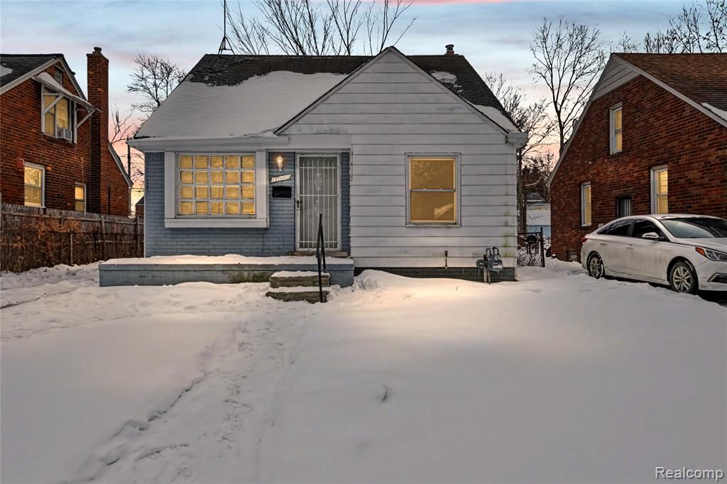 11960 Rossiter Street, Detroit, MI 48224