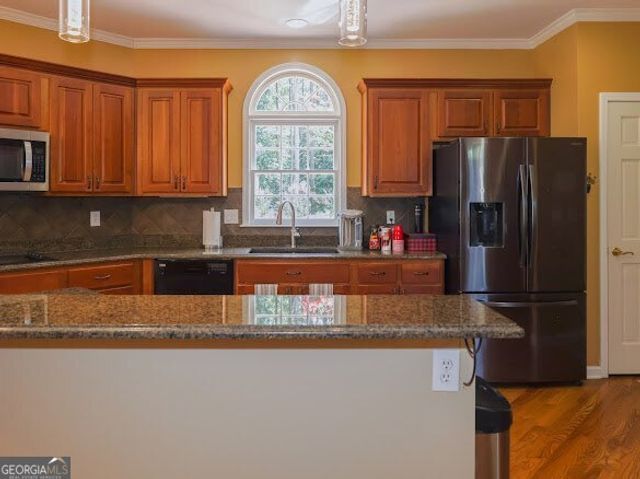 353 Lake Forest Court, Lawrenceville, GA 30043