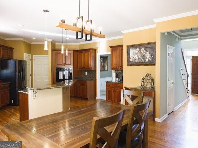 353 Lake Forest Court, Lawrenceville, GA 30043