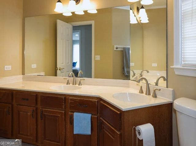 353 Lake Forest Court, Lawrenceville, GA 30043