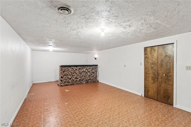 4100 Ivanhoe Drive, Lorain, OH 44053
