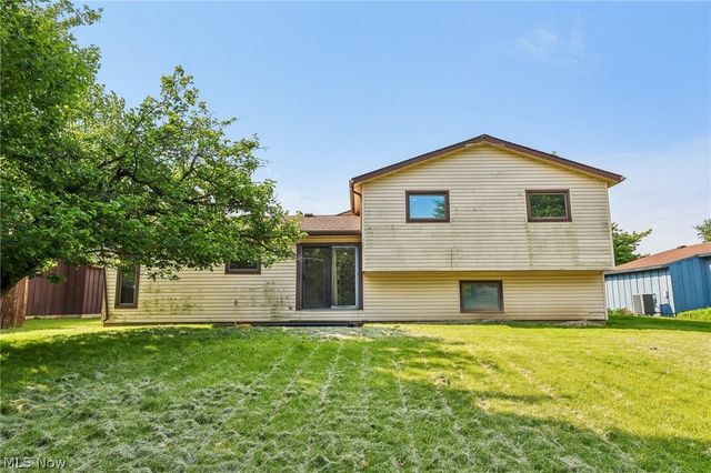 4100 Ivanhoe Drive, Lorain, OH 44053