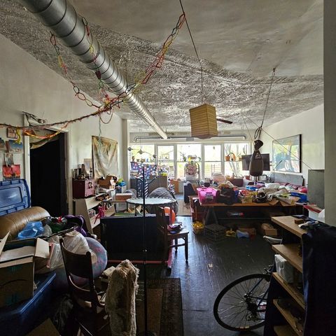 2605 W Division Street, Chicago, IL 60622