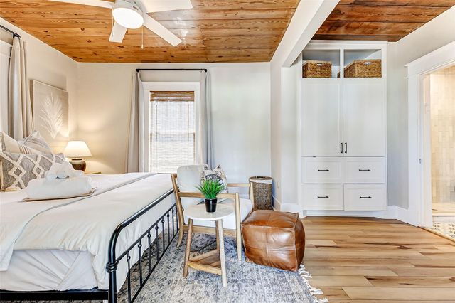 1602 40th Street, Galveston, TX 77550