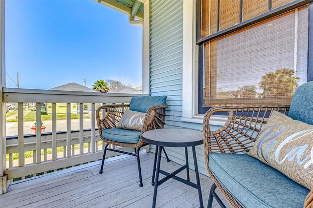 1602 40th Street, Galveston, TX 77550