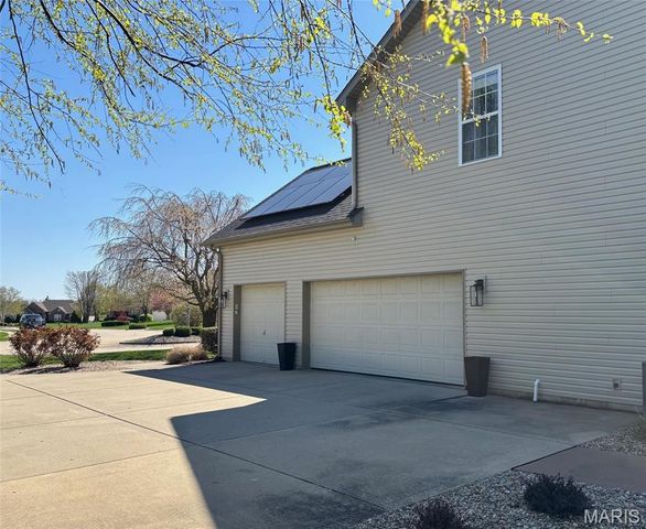 1401 Merganser Boulevard, Swansea, IL 62226