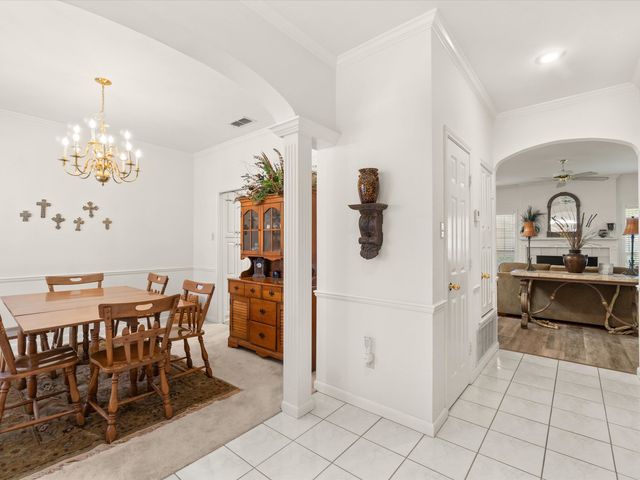 302 Hampton Court, Longview, TX 75605