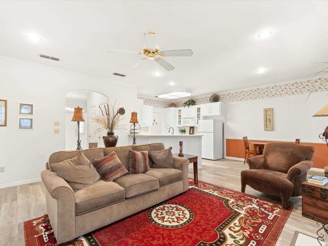 302 Hampton Court, Longview, TX 75605