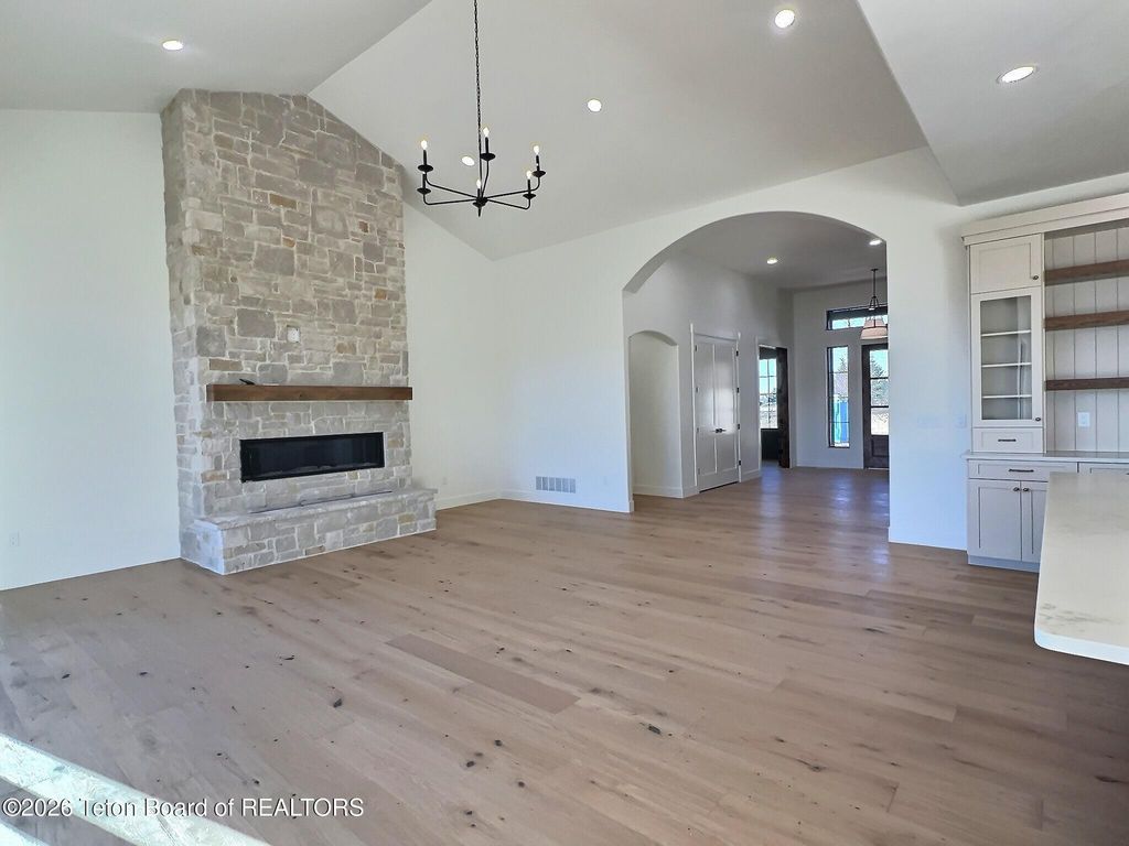 371 DESERT FOX Lane, Victor, ID 83455 photo 5