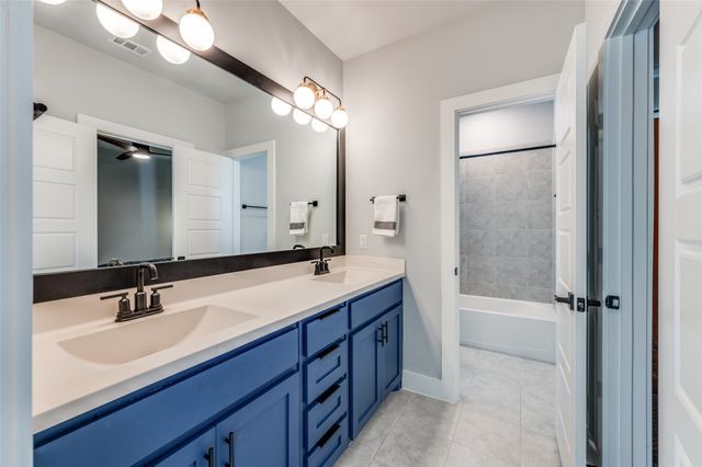 4928 Hidden Grove Drive, Fort Worth, TX 76114