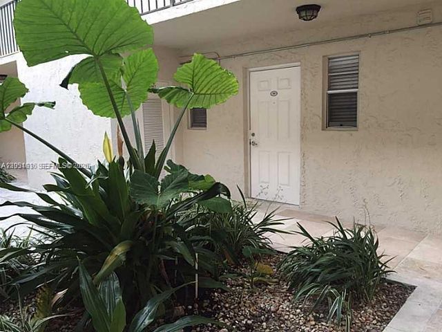 6715 N Kendall Drive 707, Pinecrest, FL 33156