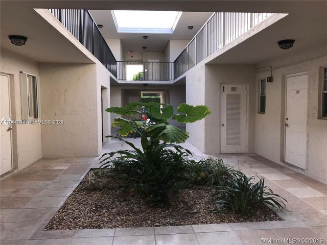 6715 N Kendall Drive 707, Pinecrest, FL 33156