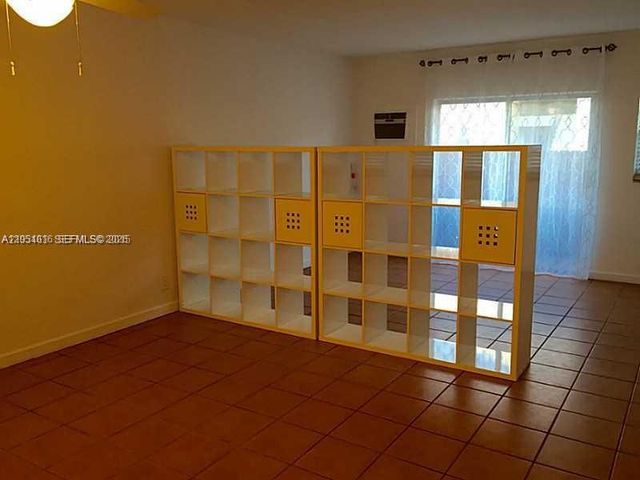 6715 N Kendall Drive 707, Pinecrest, FL 33156
