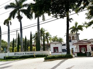 6715 N Kendall Drive 707, Pinecrest, FL 33156