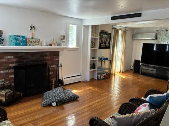 15 Ploughed Neck Road, East Sandwich, MA 02537