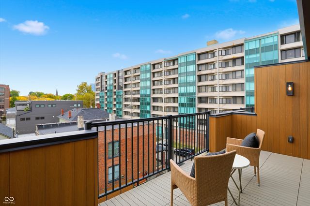 527 E North Street, Indianapolis, IN 46204