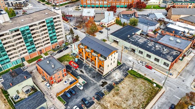 527 E North Street, Indianapolis, IN 46204