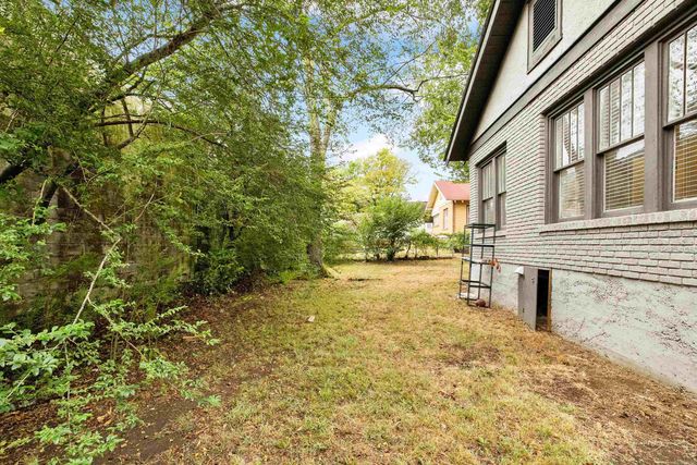 225 E Conway Street, Benton, AR 72015