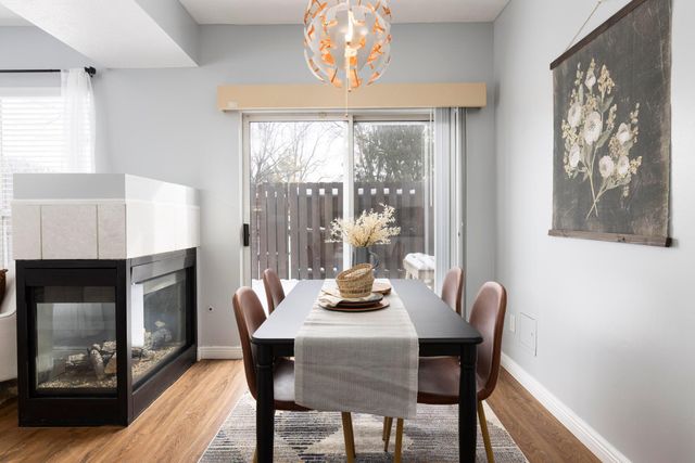 4990 Village Mews, Westerville, OH 43081