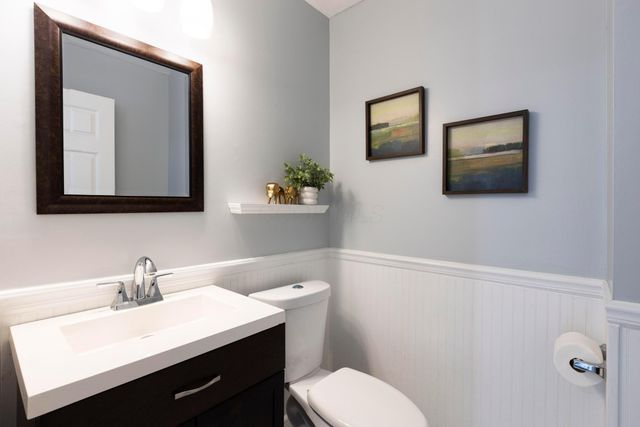 4990 Village Mews, Westerville, OH 43081