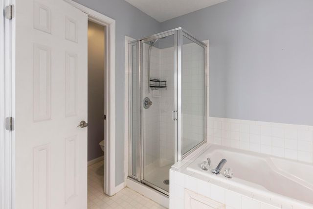 4990 Village Mews, Westerville, OH 43081