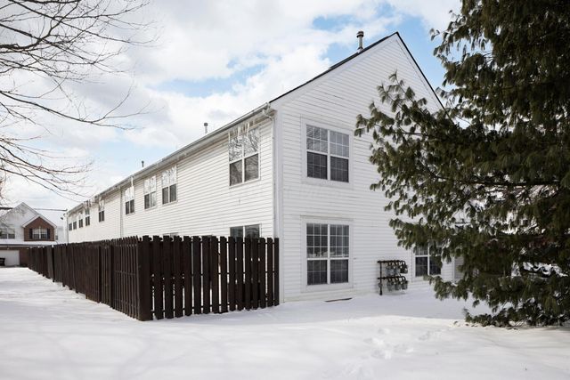 4990 Village Mews, Westerville, OH 43081