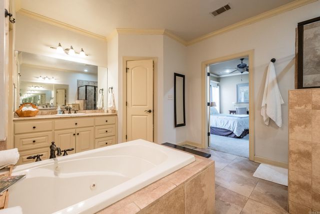 26 Epernay Cir, Little Rock, AR 72223