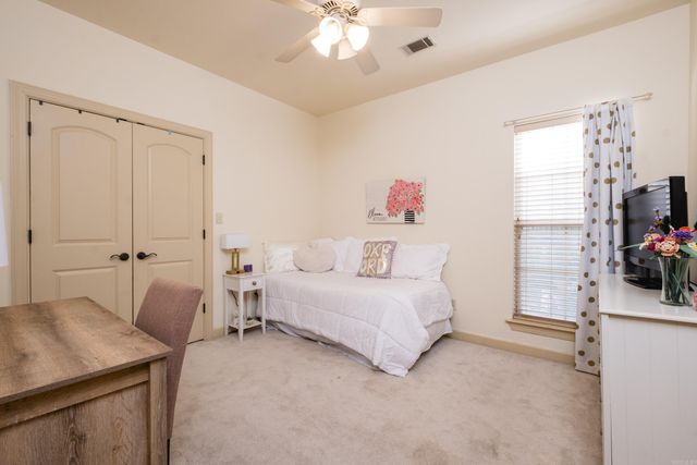 26 Epernay Cir, Little Rock, AR 72223