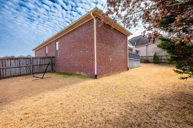 26 Epernay Cir, Little Rock, AR 72223