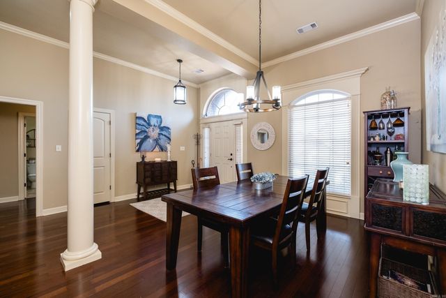 26 Epernay Cir, Little Rock, AR 72223