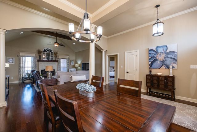 26 Epernay Cir, Little Rock, AR 72223