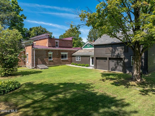 8 North Park Street, White Creek, NY 12816