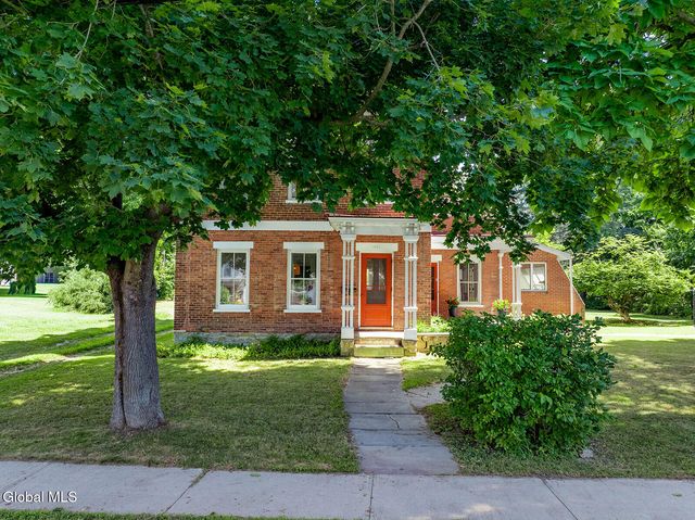 8 North Park Street, White Creek, NY 12816