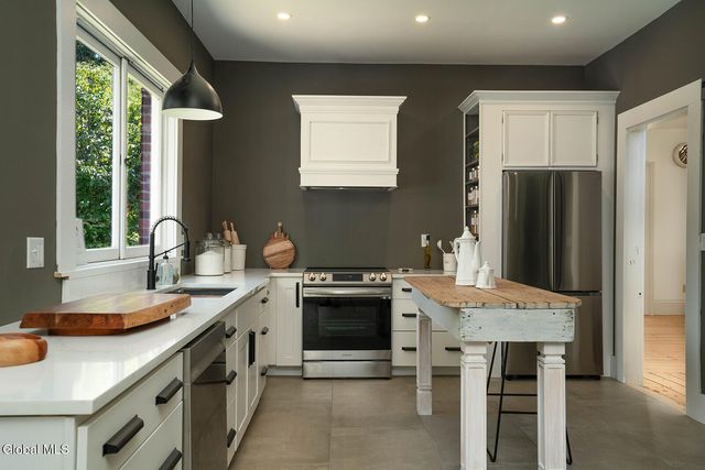 8 North Park Street, White Creek, NY 12816