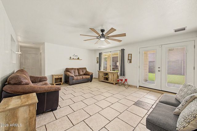 1912 N JAY Street, Chandler, AZ 85225