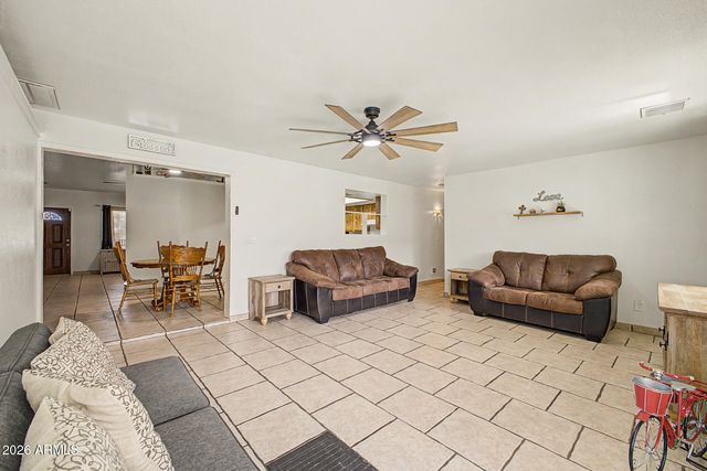 1912 N JAY Street, Chandler, AZ 85225