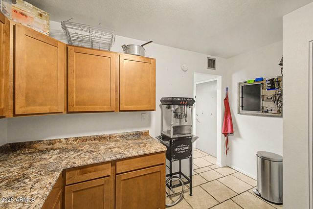 1912 N JAY Street, Chandler, AZ 85225