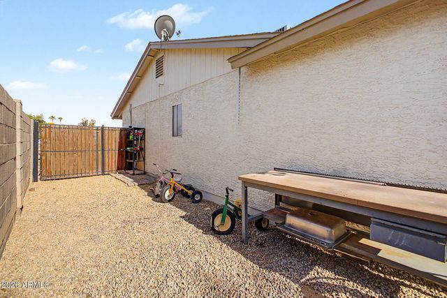 1912 N JAY Street, Chandler, AZ 85225