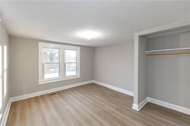 5809 Saint John Avenue, Kansas City, MO 64123