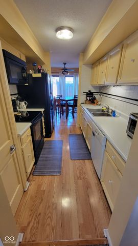 5175 Vantage Point Road 31, Avon, IN 46123