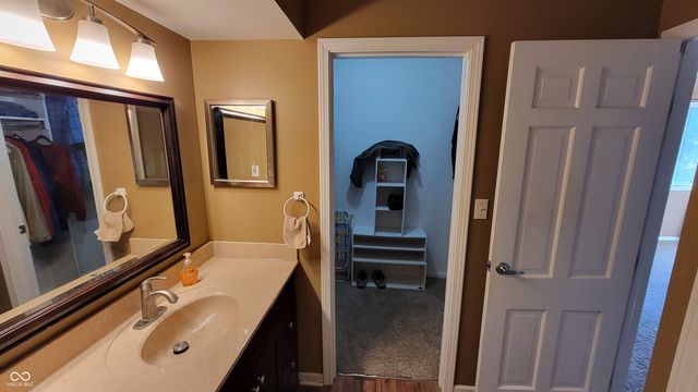 5175 Vantage Point Road 31, Avon, IN 46123