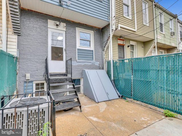 3009 MCELDERRY ST, Baltimore, MD 21205