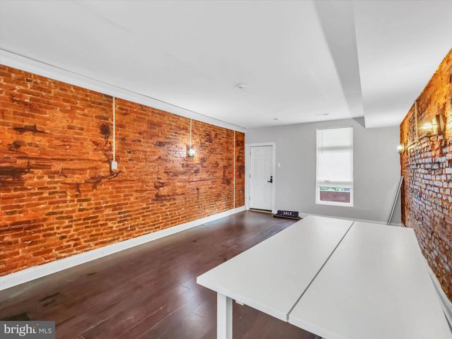 3009 MCELDERRY ST, Baltimore, MD 21205